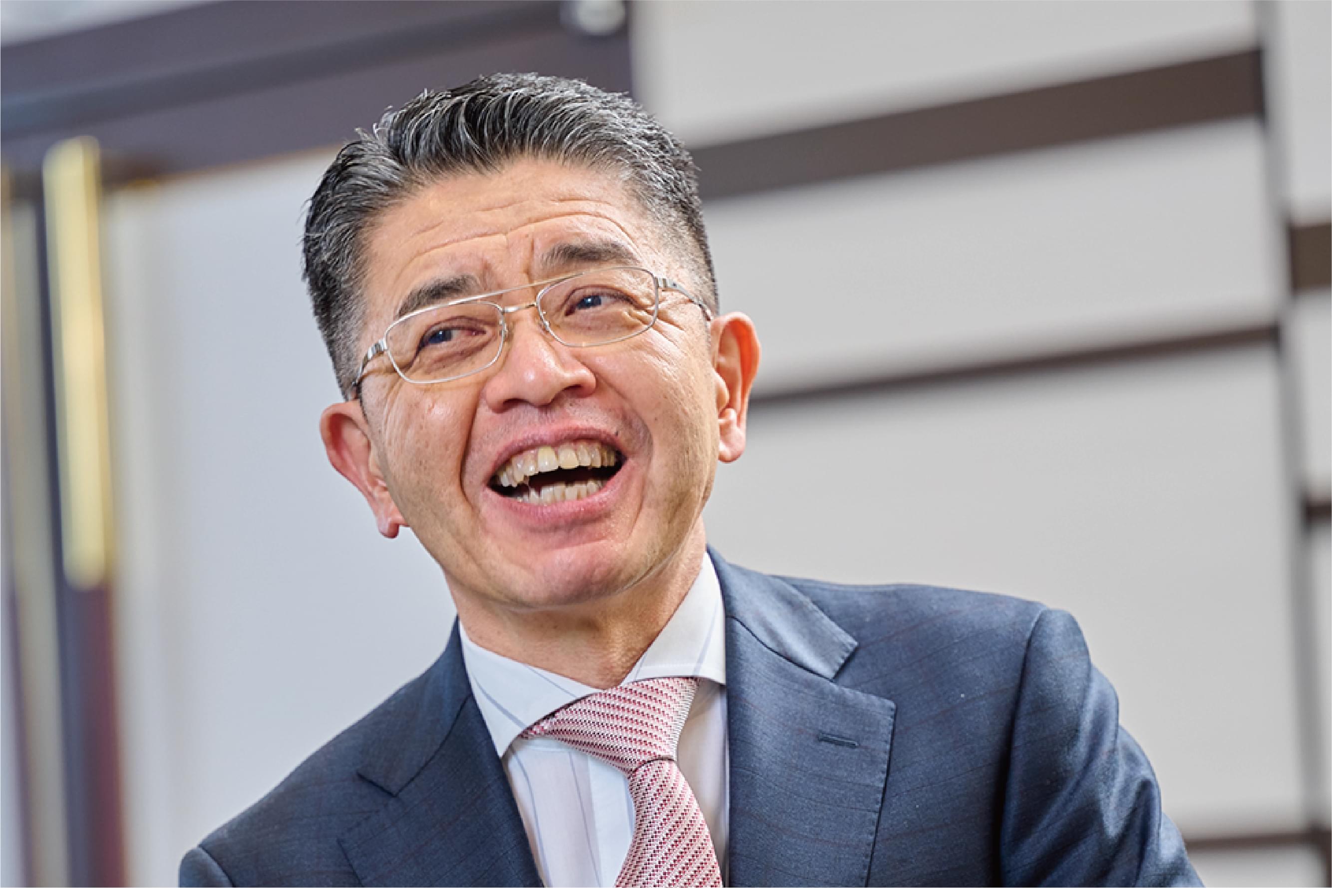 秋丸社長